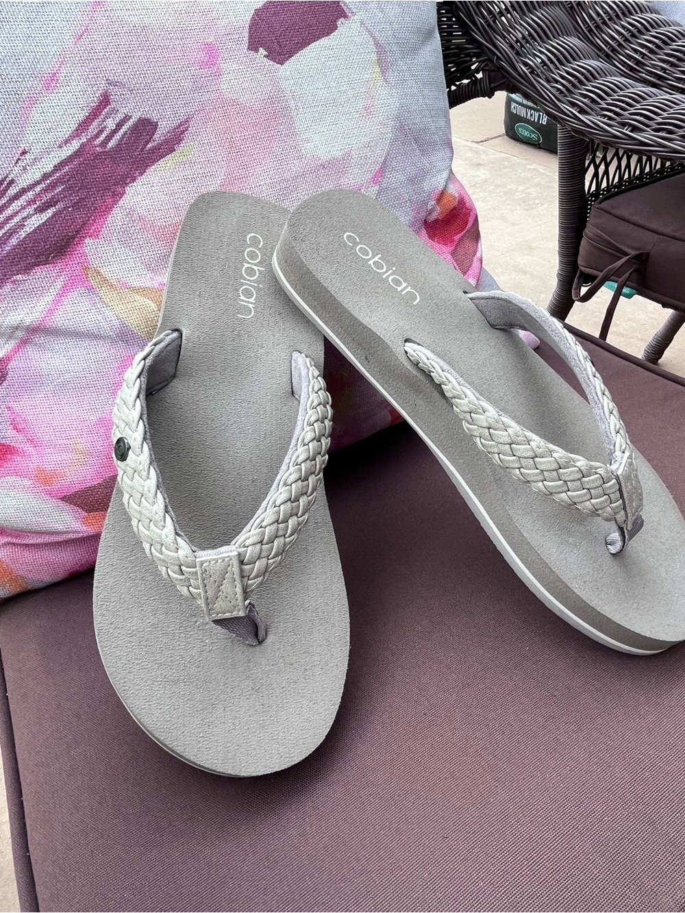 Cobiain Flip Flops SZ 10